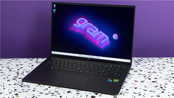 ”洗个澡：笔记本电脑清洁保养全攻略九游会j9ag给你的“生产力工具(图2)